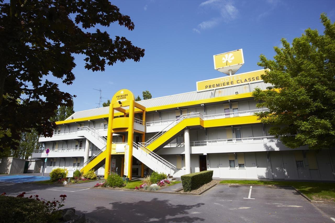 Premiere Classe Valenciennes Ouest Petite Foret Exterior foto