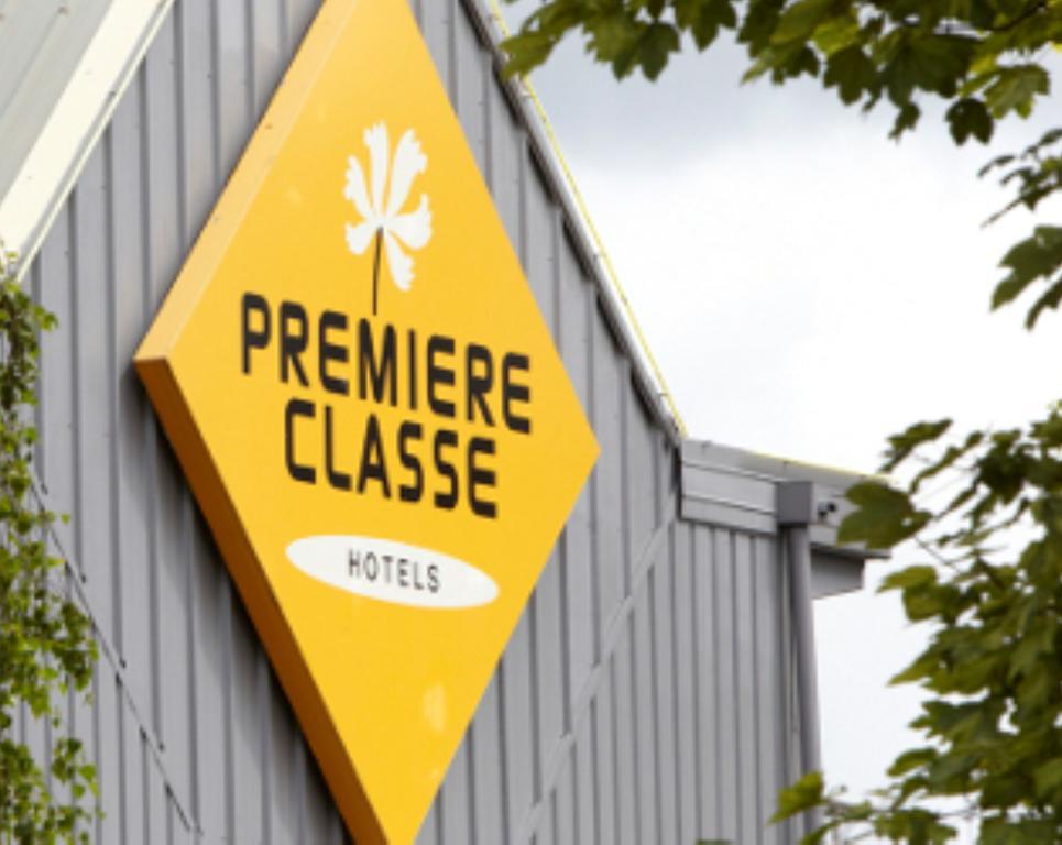 Premiere Classe Valenciennes Ouest Petite Foret Exterior foto