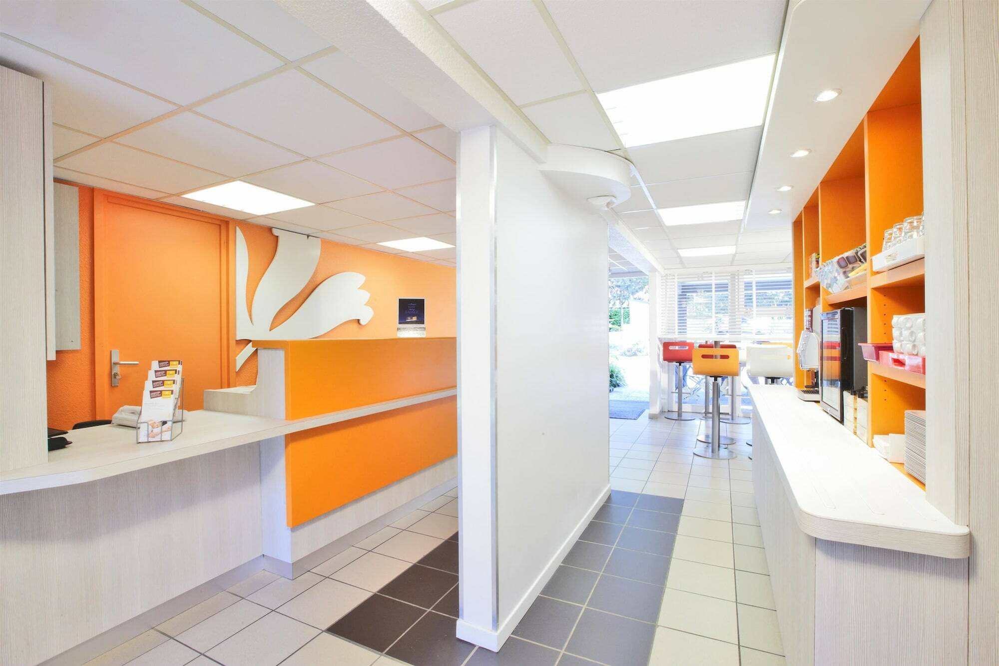 Premiere Classe Valenciennes Ouest Petite Foret Exterior foto
