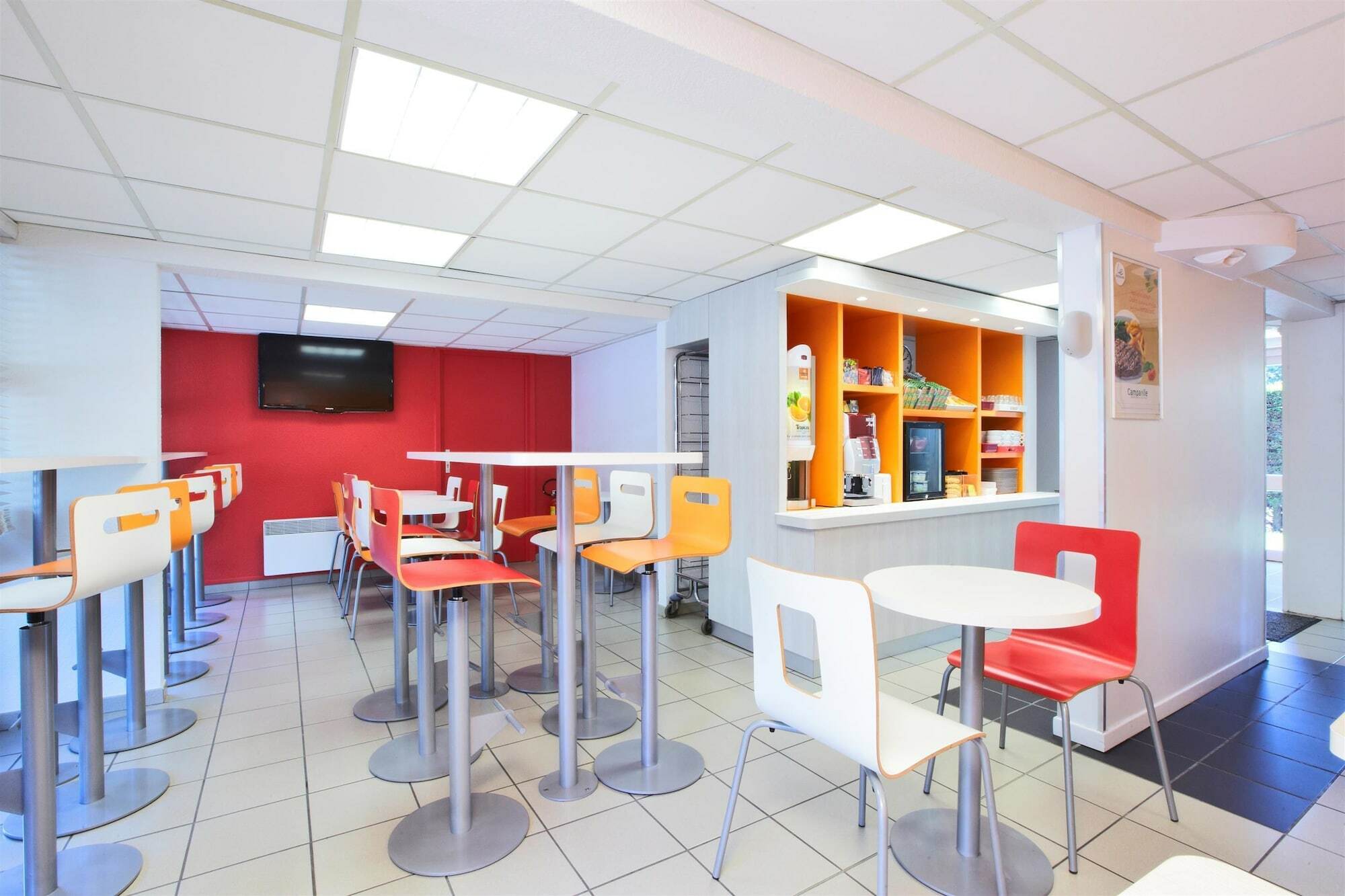 Premiere Classe Valenciennes Ouest Petite Foret Exterior foto